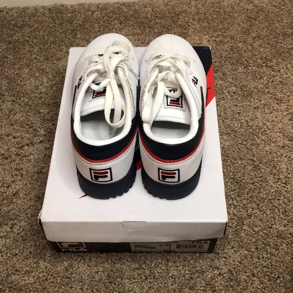 Fils - Picture 3 of 8